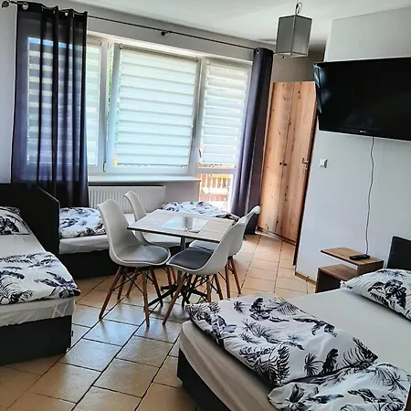Rum i privatbostad Harcerska 16 *